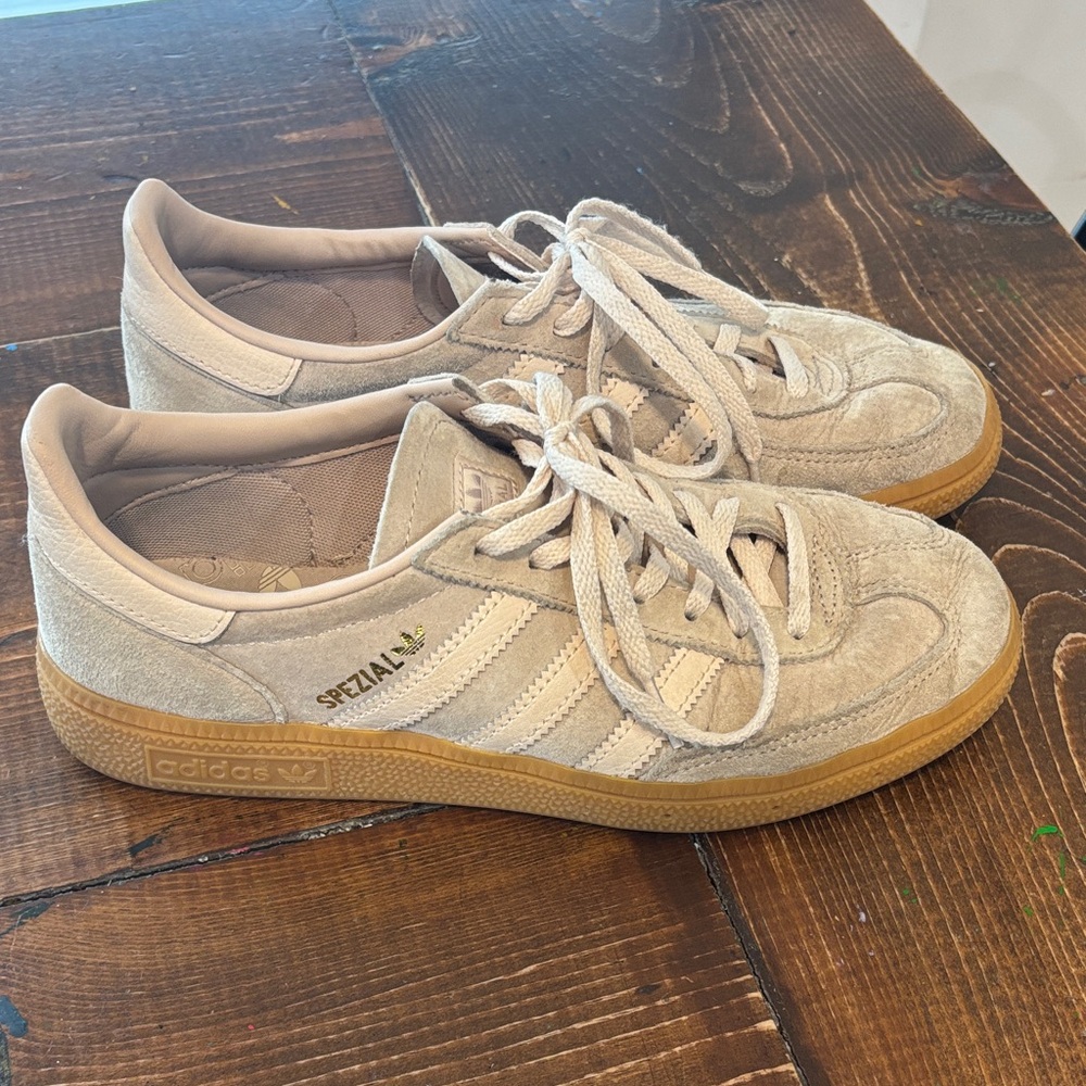 Adidas Women's Beige Handball Spezial Sneakers